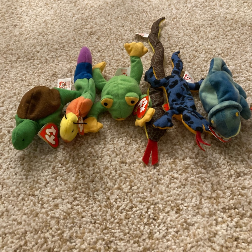 Ty Mini Beanie Babies-Turtle, Inch Worm, Frog, Snake, and Two Different Lizards.